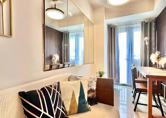 Mall Of Moa S Residences , Ikea Pasay , Naia Airport , Bay Manila