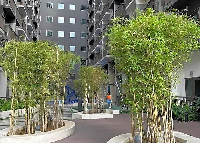 Mall Of Moa S Residences , Ikea Pasay , Naia Airport , Bay